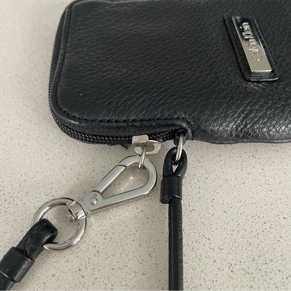 Ladies Wristlet/Wallet by Calvin Klein - Picture 6 of 12
